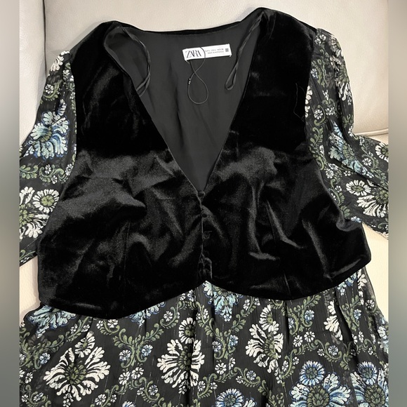 Zara Women's Glitter Chiffon Mini Dress with Vest - Size L - Picture 5 of 15